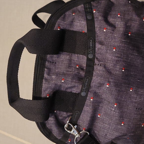 LeSportsac black and grey crossbows. EUC. - Picture 2 of 6